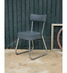 Chaise en acier et simili cuir Alma N°704- Produit chiné Debongout