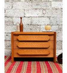 Commode en bois massif Olga N°710- Produit chiné Debongout