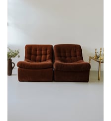 Paire de fauteuils en velours côtelé marron Jakob N°1288- Produit chiné Debongout