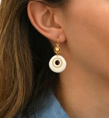 Boucles d'oreilles fines dormeuses   doré à l'or fin - Masseria Satellite