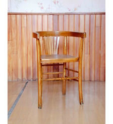 Fauteuil en bois et cannage Ernest N°1498- Produit chiné Debongout