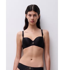 Soutien-gorge corbeille mémoire de forme broderie florale Chantelle