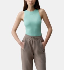 T-shirt de sport femme Nora sans manches effet seconde peau Born Living Yoga