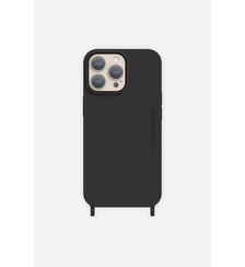 Coque de téléphone noir carbone soft touch avec anneaux pour iPhone 12 / 12 Pro La Coque Française