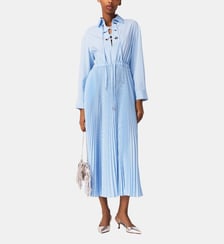 Robe longue plissée à œillets Maje