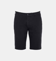 Short chino. Schott