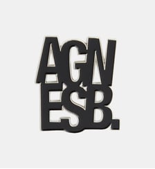 Pin's agnès b. Agnès b.