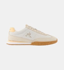 Baskets  VELOCE NUBUCK Le Coq Sportif