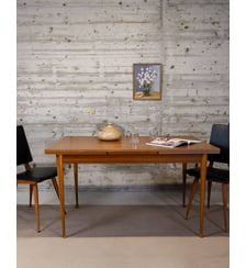 Table à manger scandinave en bois Karla N°1184- Produit chiné Debongout
