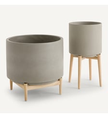 Cache-pot sur pied en hévéa H45cm AM.PM