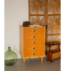 Commode scandinave aux poignées brutalistes Olga N°1076- Produit chiné Debongout