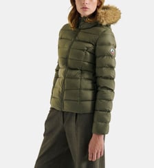 Doudoune cintrée à capuche Luxe grand froid matelassée déperlante
 Jott