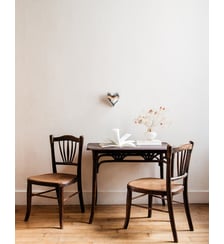 Ensemble 1 table et 2 chaises Baumann Ange N°1- Produit chiné Debongout