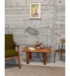 Table basse en pin Léonie N°930- Produit chiné Debongout