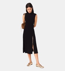 Robe cotelée avec fente latérale Maje
