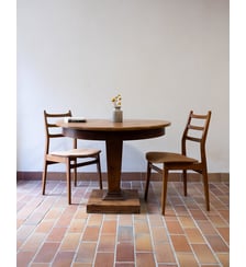 Imposante table à manger Romy N°1465- Produit chiné Debongout