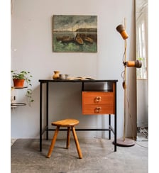 Bureau scandinave au plateau en simili cuir Yvan N°557- Produit chiné Debongout