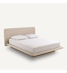 Lit double avec sommier assemblé, en tissu et plateforme en frêne AM.PM