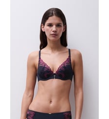 Soutien-gorge coques plongeant Chantelle