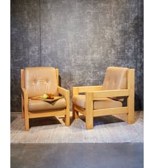 Paire de fauteuils en pin Jakob N°1370- Produit chiné Debongout