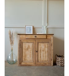 Buffet de campagne rénové aux nuances miel Gilbert N°1660- Produit chiné Debongout