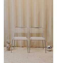 Paire de chaises en métal gris et scoubidou blanc Alma N°1854- Produit chiné Debongout