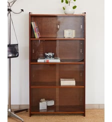 Vitrine en noyer Victoria N°1369 - Produit chiné Debongout