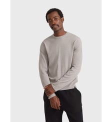 pull en laine mérinos Agnès b.