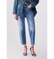 Jean boy avec breloque Liu Jo