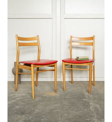 Paire de chaises scandinaves Alma N°2000 - Produit chiné Debongout