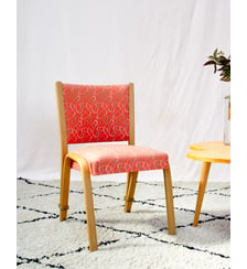 Chaise en orme et skaï Alma N°2143 - Produit chiné Debongout