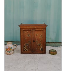 Armoire à pharmacie peinte Gaëlle N°1499- Produit chiné Debongout