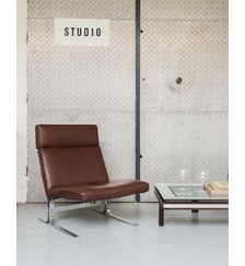Fauteuil en cuir marron Jakob N°367- Produit chiné Debongout