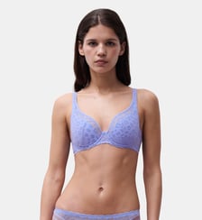 Soutien-gorge coques plongeant détails velours Chantelle Pulp