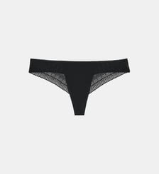 String LEILA Passionata