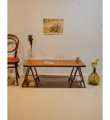 Table basse sur tréteaux en bois Léonie N°917- Produit chiné Debongout