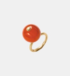 Bague plaquée or jaune 18 carats avec finition brossée et agate rouge Aristocrazy