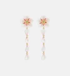 Boucles d'oreilles tiges pendantes fleur blanche de cerisier Les Néréides