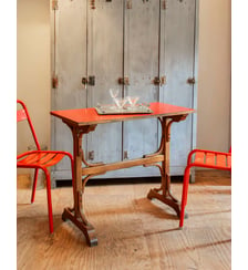 Table à manger bistro en formica rouge Denise N°1379 - Produit chiné Debongout