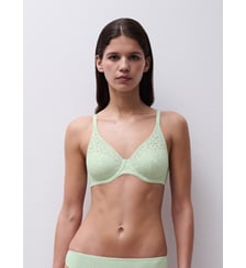 Soutien-gorge moulé emboîtant maille douce Chantelle
