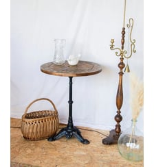 Table à manger bistro romantique en bois Denise N°102- Produit chiné Debongout