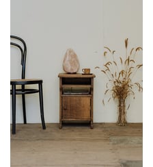 Table de chevet en bois Odile N°1439- Produit chiné Debongout
