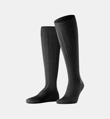 Mi-Bas Teppich im Schuh Laine Vierge Falke