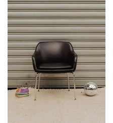 Fauteuil en cuir noir et chromé Jakob N°1331- Produit chiné Debongout