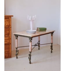 Table basse en marbre rose Marie-Pierre N°89- Produit chiné Debongout