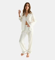 Pyjama col tailleur en satin de soie, Constance Laurence Tavernier