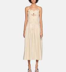 Robe longue en guipure Sandro