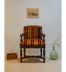 Fauteuil Louis XIII en bois et tissu à rayures Ernest N°929- Produit chiné Debongout