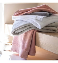 Serviette de toilette 100% Coton BIO, DOUCEUR NATURE Blanc Cerise