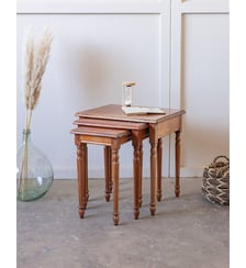 3 tables gigognes Barbara N°202- Produit chiné Debongout